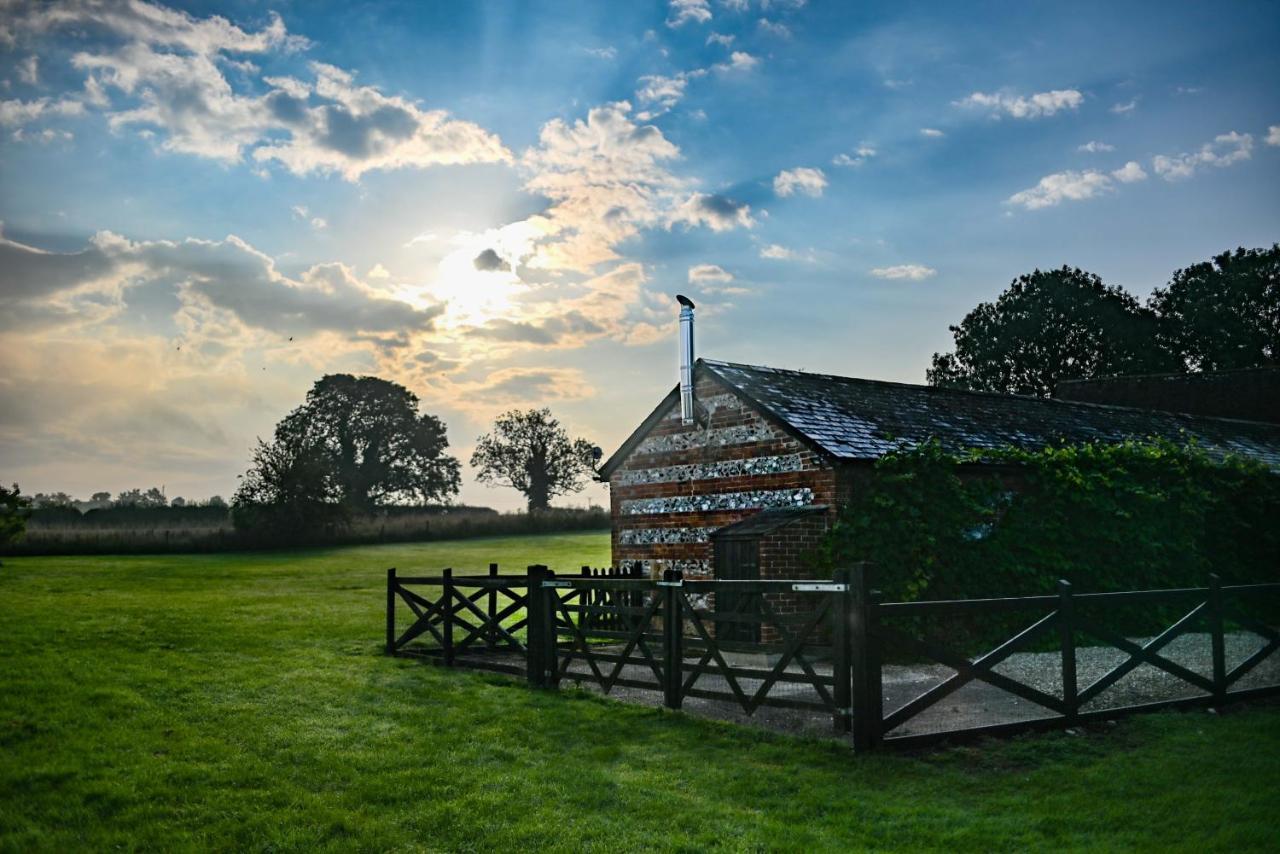The Tool Shed Wimborne Minster Exterior foto